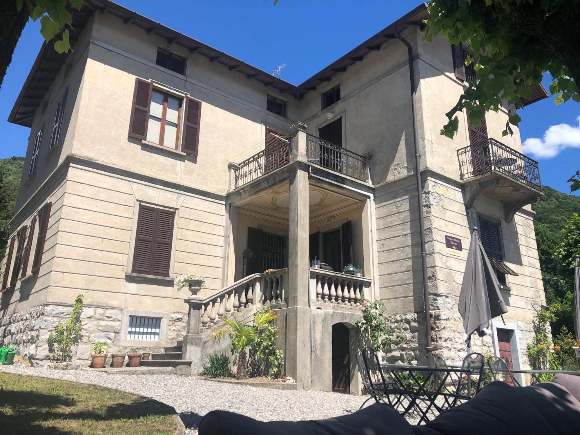 Villa Il Maiale Bianco Bed & Breakfast San Fedele Intelvi Bagian luar foto